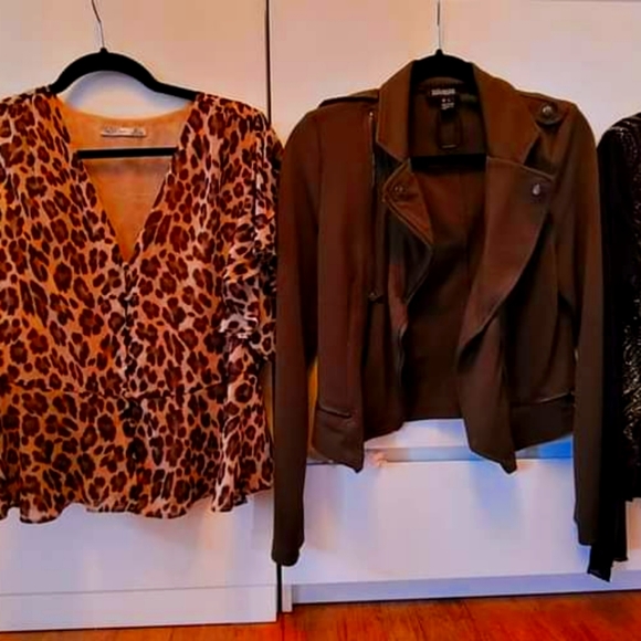 Quality Shirts - Picture 1 of 10